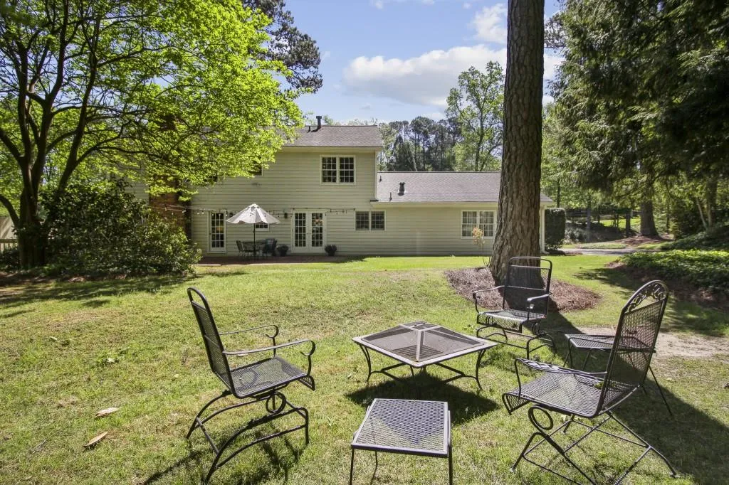 6740 Chesapeake Point Nw, Sandy Springs, Georgia 30328, 4 Bedrooms Bedrooms, ,2 BathroomsBathrooms,Residential,Sold,6740 Chesapeake Point Nw,7205419