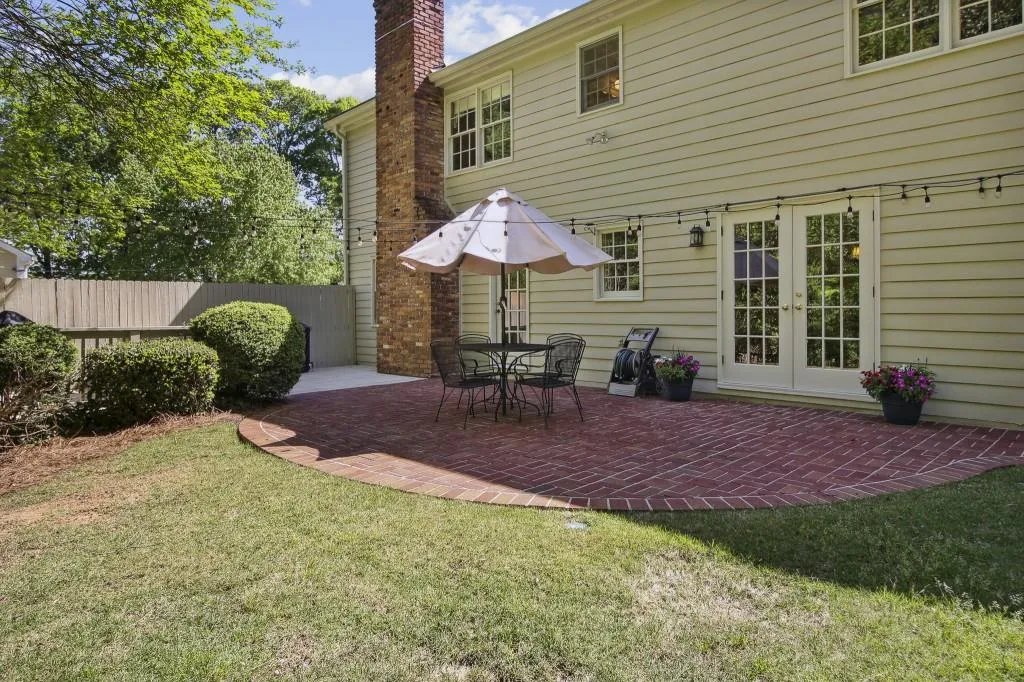 6740 Chesapeake Point Nw, Sandy Springs, Georgia 30328, 4 Bedrooms Bedrooms, ,2 BathroomsBathrooms,Residential,Sold,6740 Chesapeake Point Nw,7205419