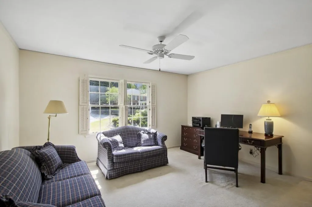 6740 Chesapeake Point Nw, Sandy Springs, Georgia 30328, 4 Bedrooms Bedrooms, ,2 BathroomsBathrooms,Residential,Sold,6740 Chesapeake Point Nw,7205419
