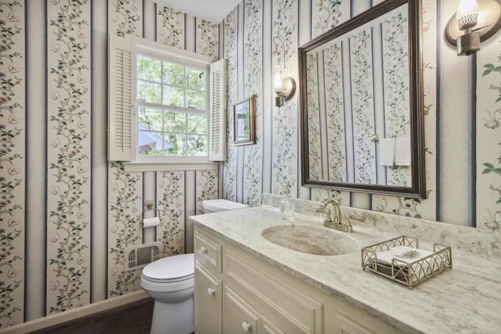 6740 Chesapeake Point Nw, Sandy Springs, Georgia 30328, 4 Bedrooms Bedrooms, ,2 BathroomsBathrooms,Residential,Sold,6740 Chesapeake Point Nw,7205419