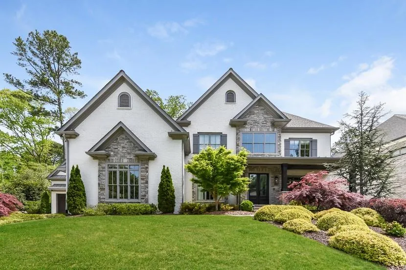 4573 Dudley Lane, Atlanta, Georgia 30327, 6 Bedrooms Bedrooms, ,6 BathroomsBathrooms,Residential,Sold,4573 Dudley Lane,6914628