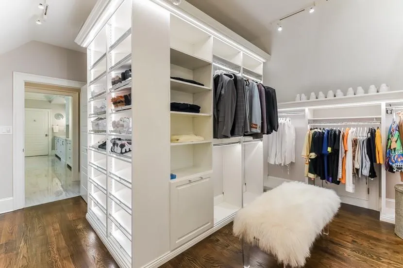 4573 Dudley Lane, Atlanta, Georgia 30327, 6 Bedrooms Bedrooms, ,6 BathroomsBathrooms,Residential,Sold,4573 Dudley Lane,6914628