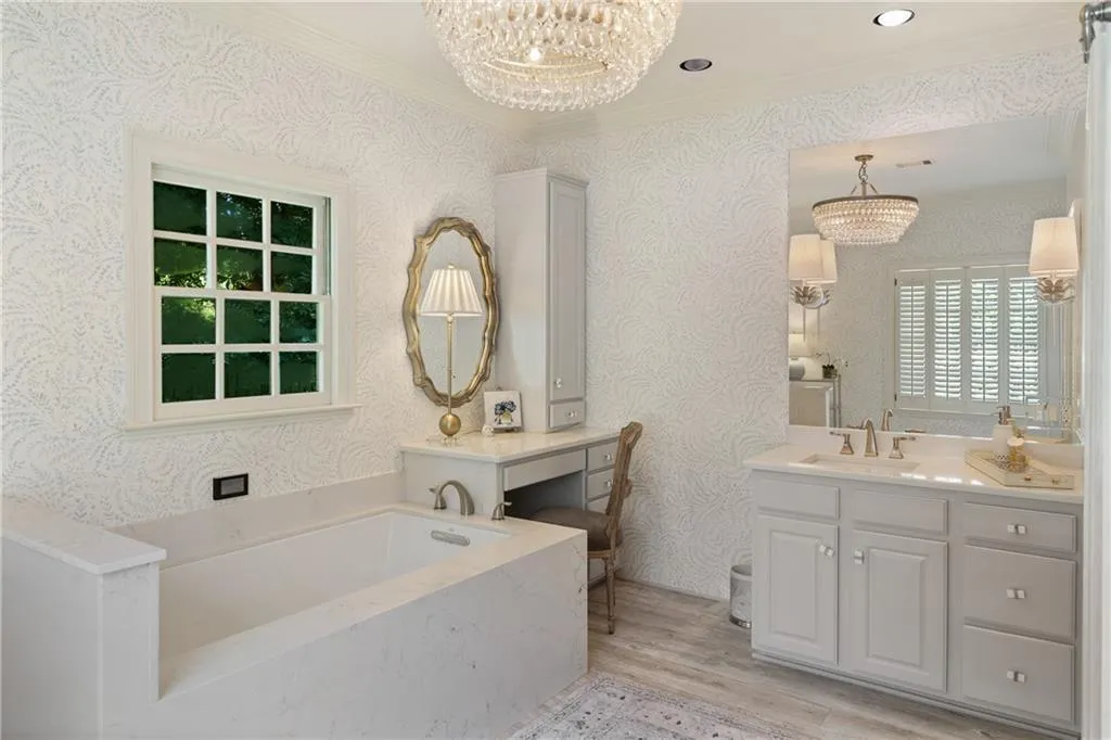 4756 Woodvale Drive, Atlanta, Georgia 30327, 6 Bedrooms Bedrooms, ,5 BathroomsBathrooms,Residential,Sold,4756 Woodvale Drive,7096646