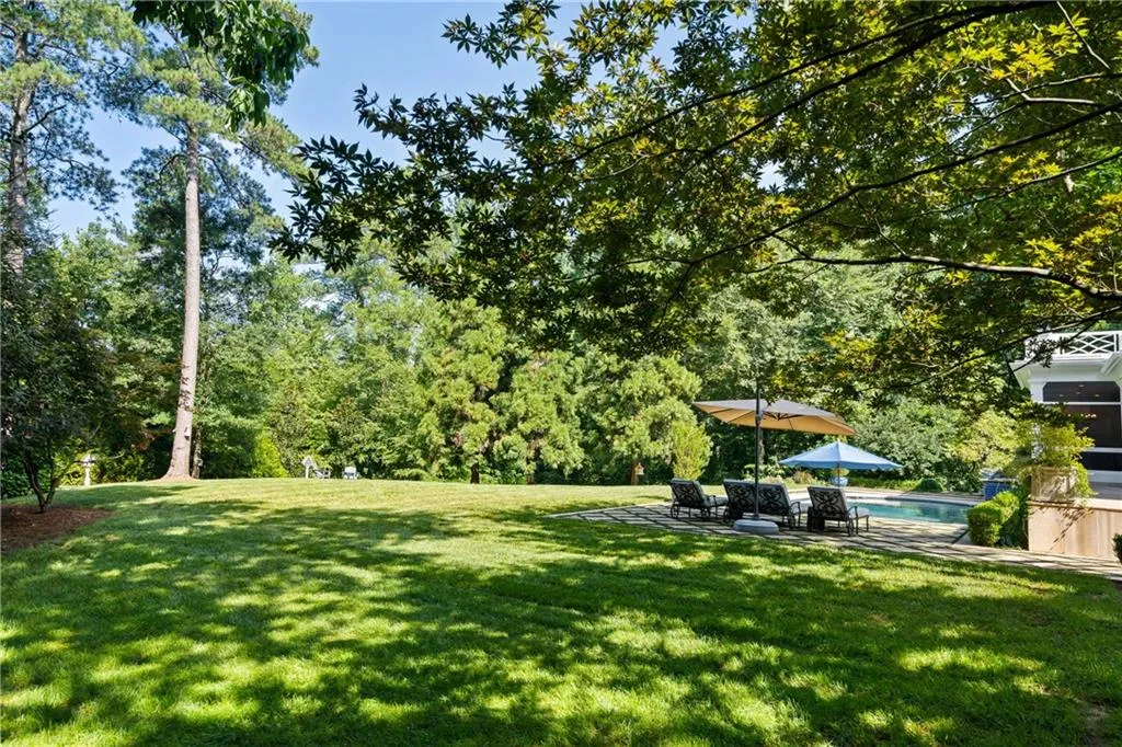 4756 Woodvale Drive, Atlanta, Georgia 30327, 6 Bedrooms Bedrooms, ,5 BathroomsBathrooms,Residential,Sold,4756 Woodvale Drive,7096646