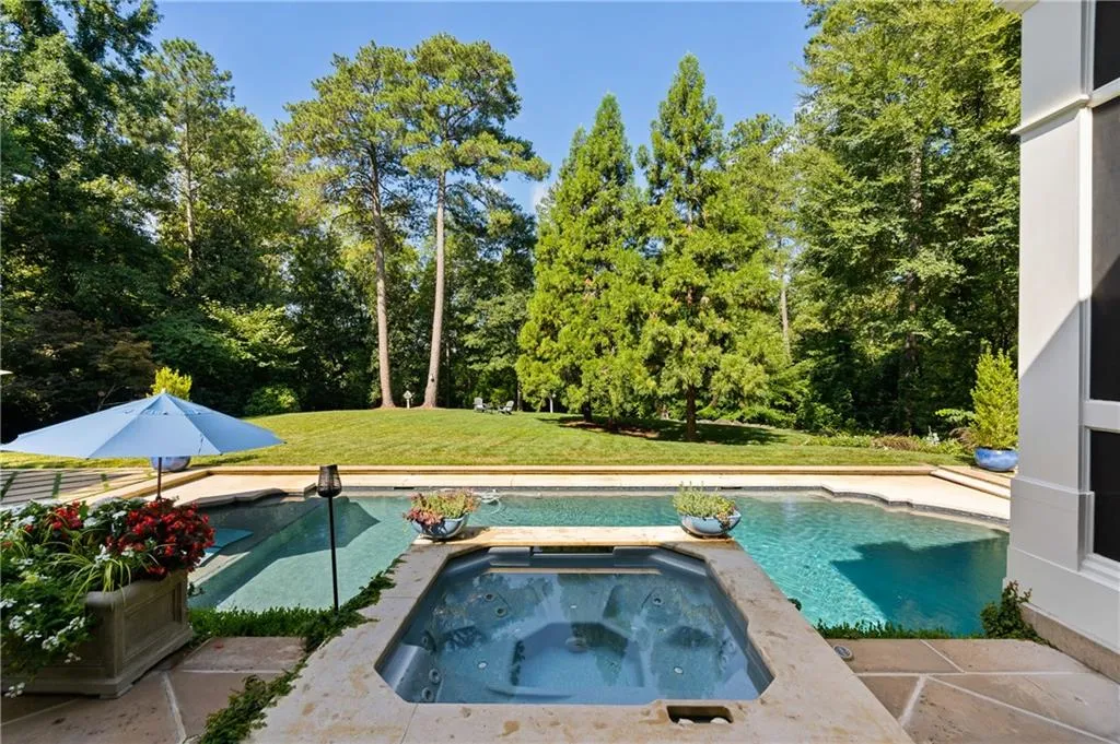 4756 Woodvale Drive, Atlanta, Georgia 30327, 6 Bedrooms Bedrooms, ,5 BathroomsBathrooms,Residential,Sold,4756 Woodvale Drive,7096646