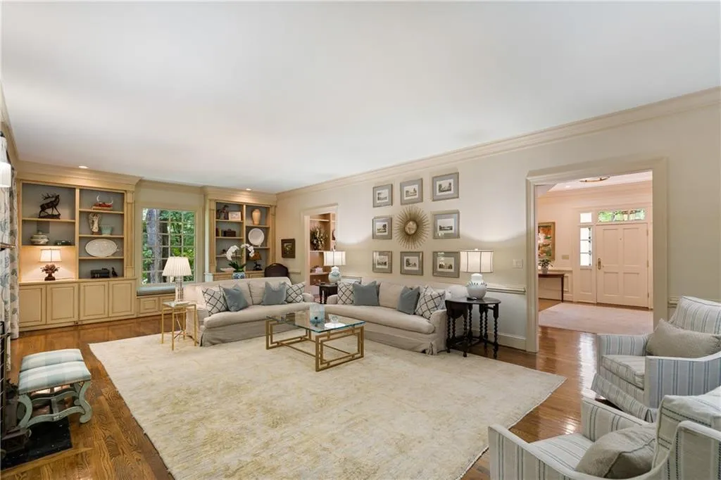 4756 Woodvale Drive, Atlanta, Georgia 30327, 6 Bedrooms Bedrooms, ,5 BathroomsBathrooms,Residential,Sold,4756 Woodvale Drive,7096646