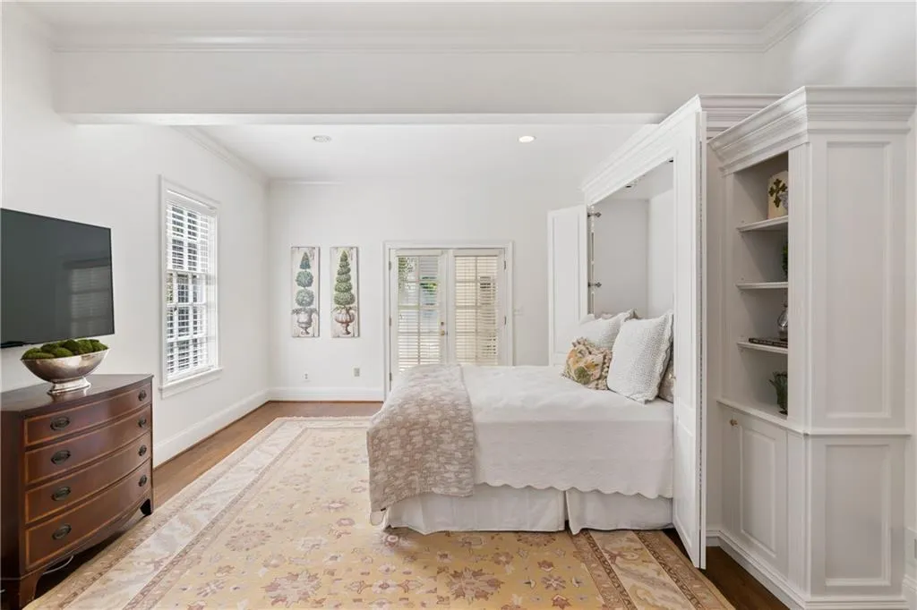 4756 Woodvale Drive, Atlanta, Georgia 30327, 6 Bedrooms Bedrooms, ,5 BathroomsBathrooms,Residential,Sold,4756 Woodvale Drive,7096646