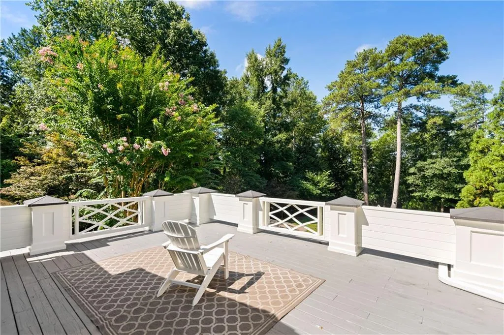 4756 Woodvale Drive, Atlanta, Georgia 30327, 6 Bedrooms Bedrooms, ,5 BathroomsBathrooms,Residential,Sold,4756 Woodvale Drive,7096646