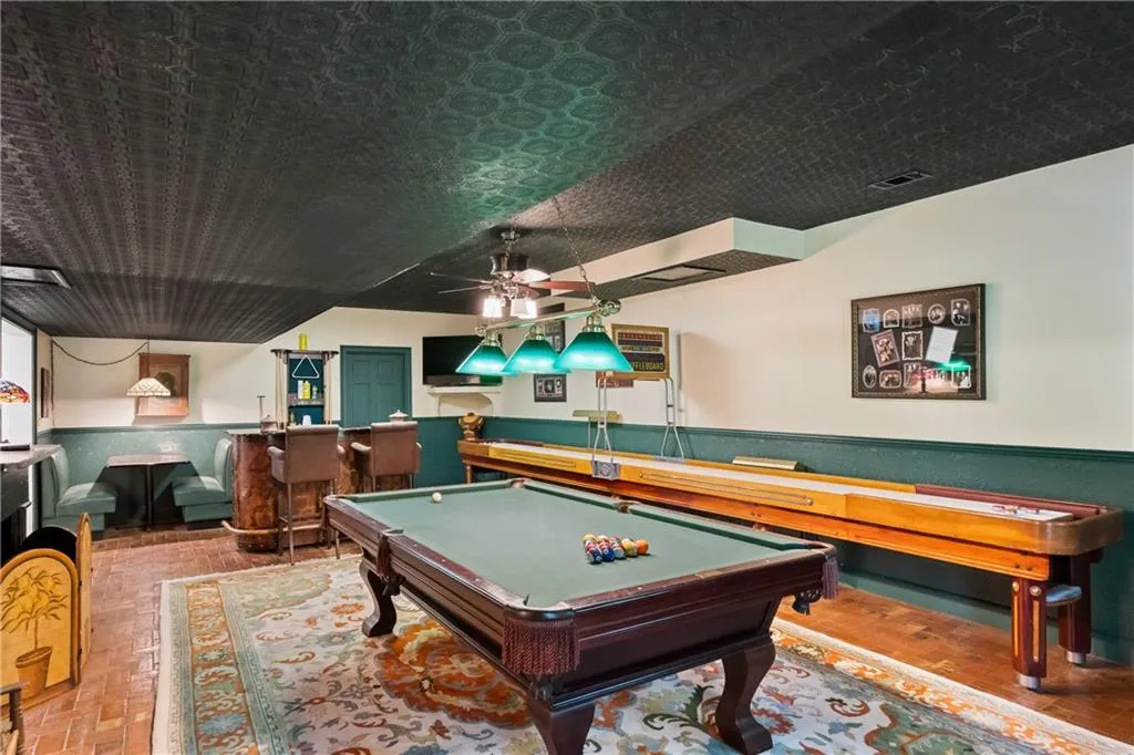 4756 Woodvale Drive, Atlanta, Georgia 30327, 6 Bedrooms Bedrooms, ,5 BathroomsBathrooms,Residential,Sold,4756 Woodvale Drive,7096646