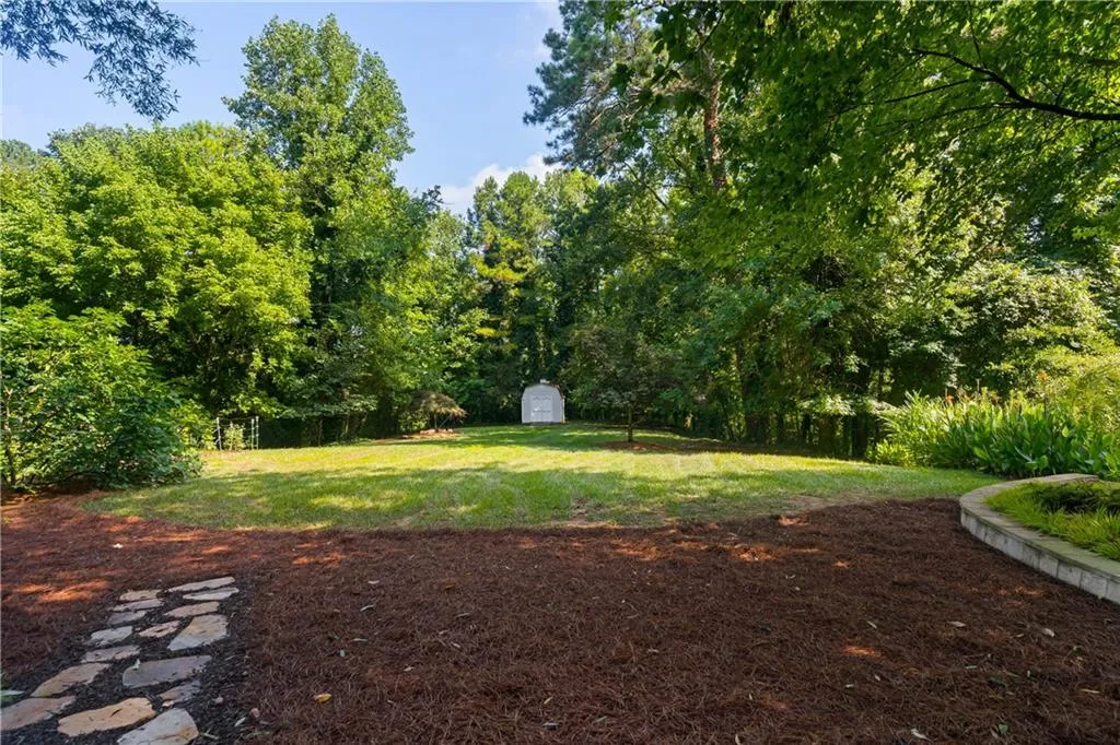 4756 Woodvale Drive, Atlanta, Georgia 30327, 6 Bedrooms Bedrooms, ,5 BathroomsBathrooms,Residential,Sold,4756 Woodvale Drive,7096646