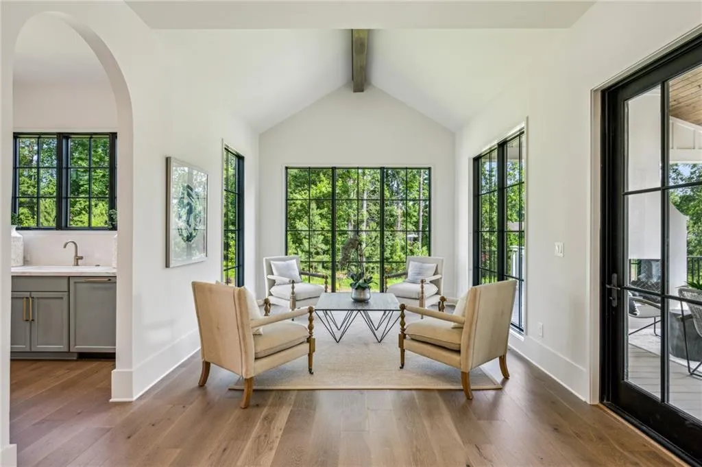 225 River Valley Court, Atlanta, Georgia 30328, 5 Bedrooms Bedrooms, ,5 BathroomsBathrooms,Residential,Sold,225 River Valley Court,7584474