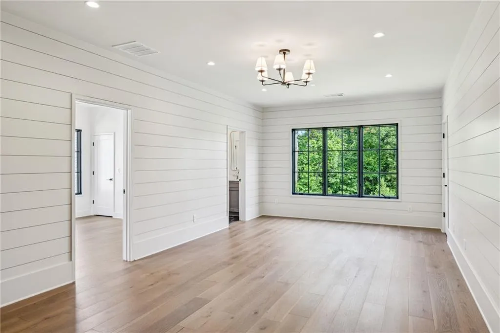225 River Valley Court, Atlanta, Georgia 30328, 5 Bedrooms Bedrooms, ,5 BathroomsBathrooms,Residential,Sold,225 River Valley Court,7584474