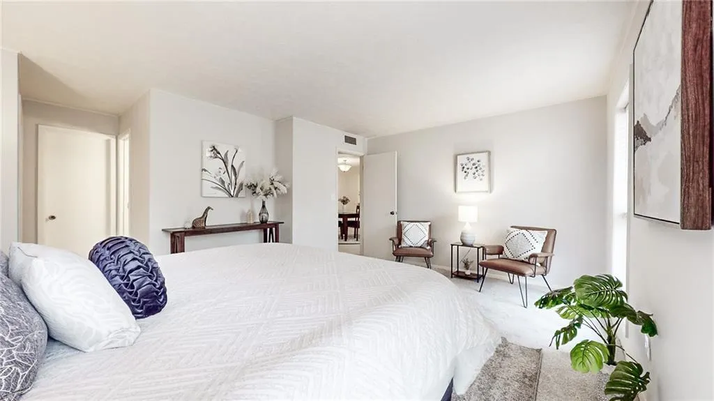 Wonderful sized bedroom
