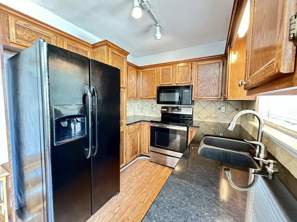 7500 Roswell Road Unit 54, Atlanta, Georgia 30350, 2 Bedrooms Bedrooms, ,2 BathroomsBathrooms,Residential,Sold,7500 Roswell Road Unit 54,7081883