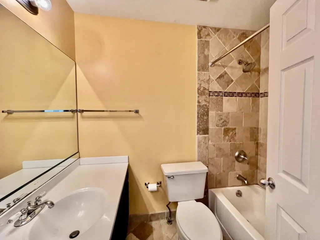 7500 Roswell Road Unit 54, Atlanta, Georgia 30350, 2 Bedrooms Bedrooms, ,2 BathroomsBathrooms,Residential,Sold,7500 Roswell Road Unit 54,7081883