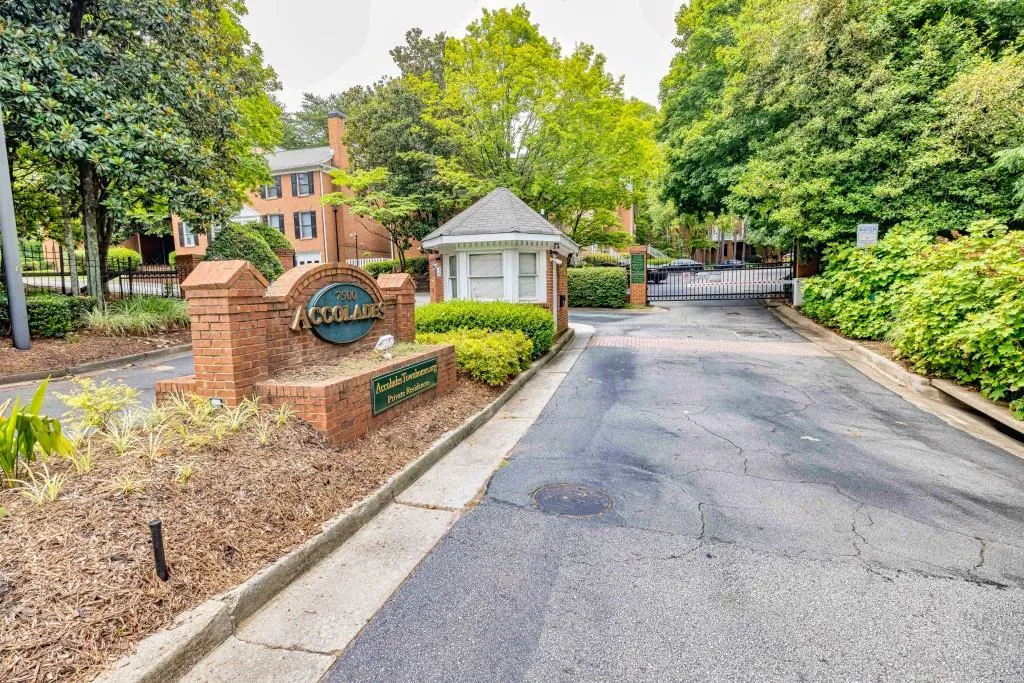 7500 Roswell Road Unit 54, Atlanta, Georgia 30350, 2 Bedrooms Bedrooms, ,2 BathroomsBathrooms,Residential,Sold,7500 Roswell Road Unit 54,7081883