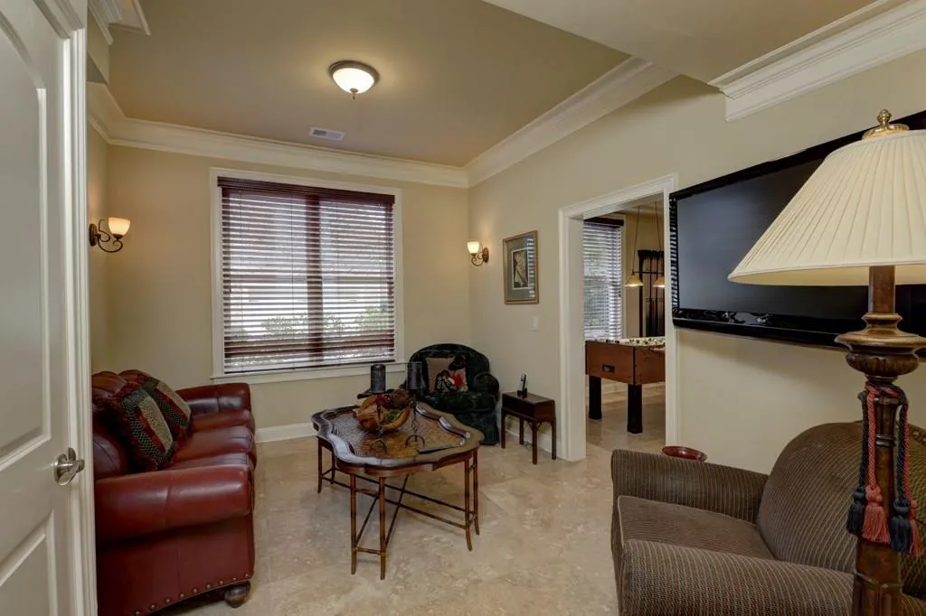 8319 Grogans Ferry Road, Sandy Springs, Georgia 30350, 6 Bedrooms Bedrooms, ,5 BathroomsBathrooms,Residential,Sold,8319 Grogans Ferry Road,5818389
