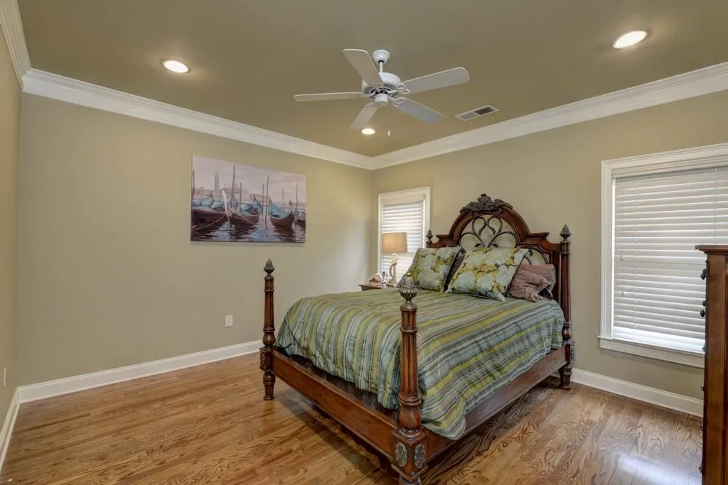 8319 Grogans Ferry Road, Sandy Springs, Georgia 30350, 6 Bedrooms Bedrooms, ,5 BathroomsBathrooms,Residential,Sold,8319 Grogans Ferry Road,5818389