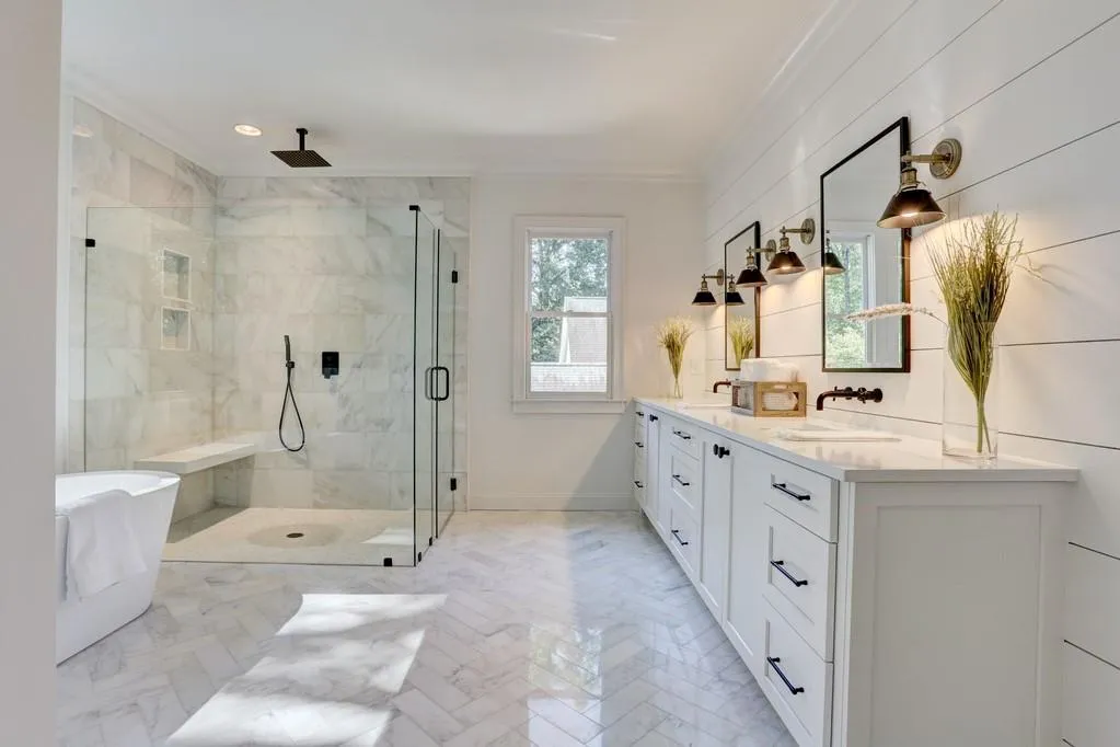 6475 Long Island Drive, Sandy Springs, Georgia 30328, 5 Bedrooms Bedrooms, ,4 BathroomsBathrooms,Residential,Sold,6475 Long Island Drive,6612290