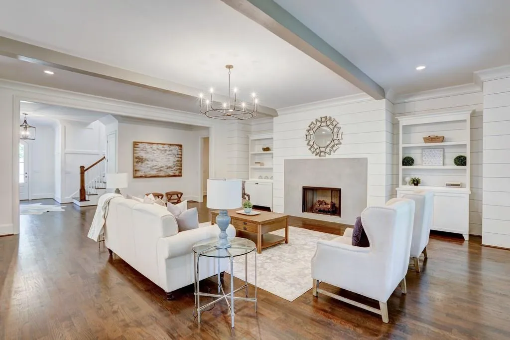6475 Long Island Drive, Sandy Springs, Georgia 30328, 5 Bedrooms Bedrooms, ,4 BathroomsBathrooms,Residential,Sold,6475 Long Island Drive,6612290