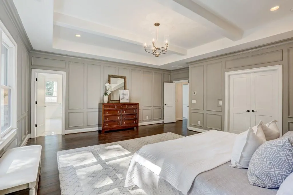 6475 Long Island Drive, Sandy Springs, Georgia 30328, 5 Bedrooms Bedrooms, ,4 BathroomsBathrooms,Residential,Sold,6475 Long Island Drive,6612290