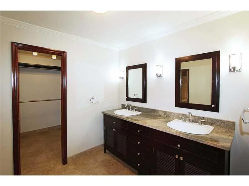 5560 Arundel Drive, Sandy Springs, Georgia 30327, 4 Bedrooms Bedrooms, ,4 BathroomsBathrooms,Residential,Sold,5560 Arundel Drive,5377167