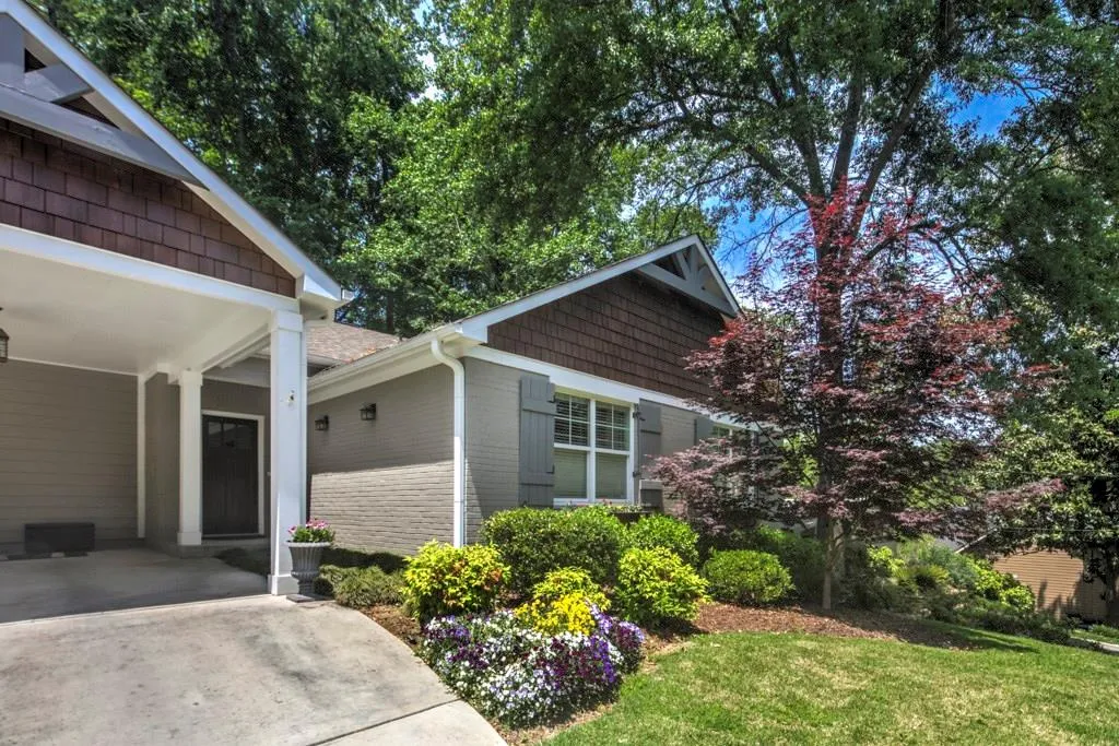 2370 Drew Valley Road Ne, Brookhaven, Georgia 30319, 4 Bedrooms Bedrooms, ,2 BathroomsBathrooms,Residential,Sold,2370 Drew Valley Road Ne,6011459