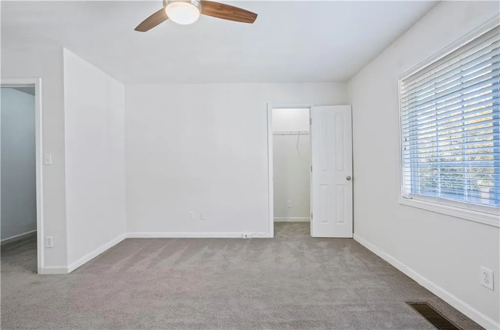 6940 Roswell Road Unit 10e, Sandy Springs, Georgia 30328, 2 Bedrooms Bedrooms, ,1 BathroomBathrooms,Residential,Sold,6940 Roswell Road Unit 10e,6968360