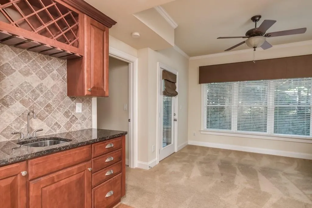 1015 Manorwood Court Ne, Sandy Springs, Georgia 30328, 4 Bedrooms Bedrooms, ,3 BathroomsBathrooms,Residential,Sold,1015 Manorwood Court Ne,6612757