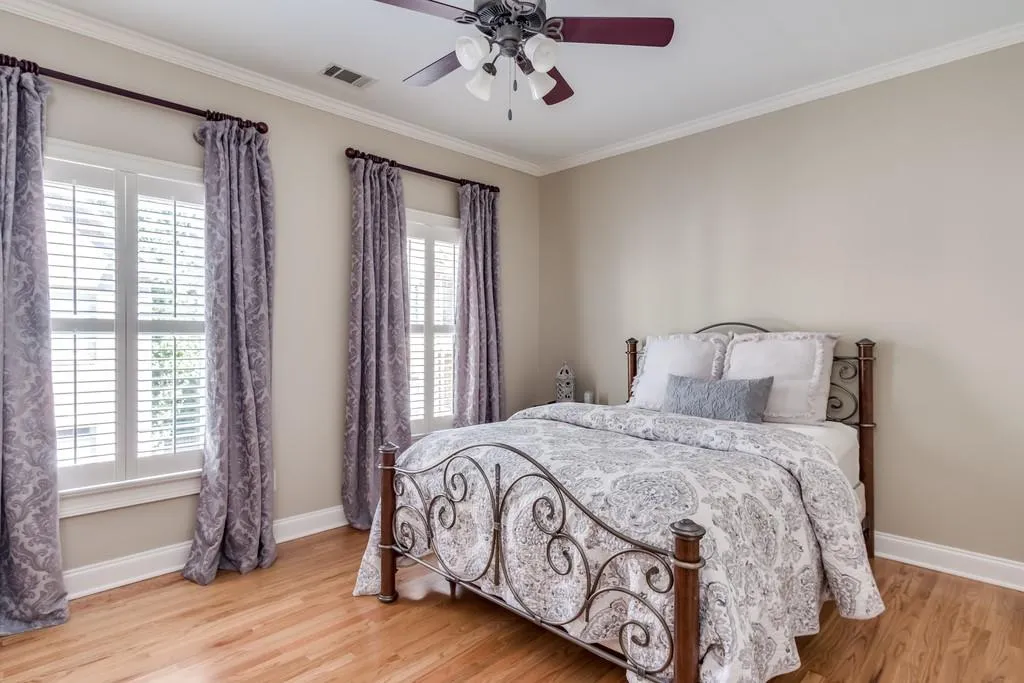 1015 Manorwood Court Ne, Sandy Springs, Georgia 30328, 4 Bedrooms Bedrooms, ,3 BathroomsBathrooms,Residential,Sold,1015 Manorwood Court Ne,6612757