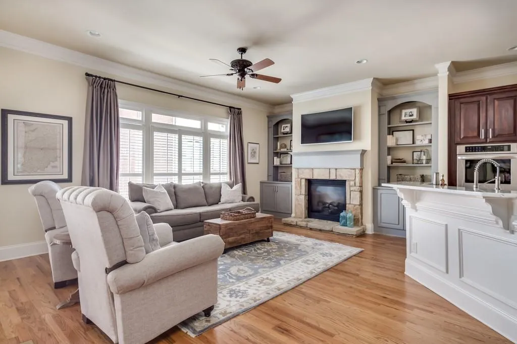1015 Manorwood Court Ne, Sandy Springs, Georgia 30328, 4 Bedrooms Bedrooms, ,3 BathroomsBathrooms,Residential,Sold,1015 Manorwood Court Ne,6612757