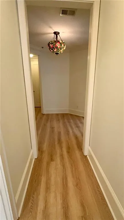 77 Peachtree Place Ne Unit 211, Atlanta, Georgia 30309, 2 Bedrooms Bedrooms, ,2 BathroomsBathrooms,Residential,For Sale,77 Peachtree Place Ne Unit 211,7605139