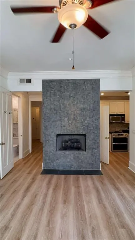 77 Peachtree Place Ne Unit 211, Atlanta, Georgia 30309, 2 Bedrooms Bedrooms, ,2 BathroomsBathrooms,Residential,For Sale,77 Peachtree Place Ne Unit 211,7605139