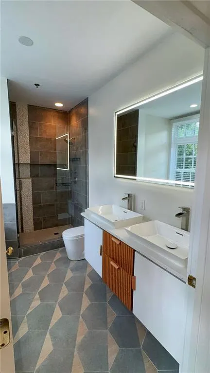77 Peachtree Place Ne Unit 211, Atlanta, Georgia 30309, 2 Bedrooms Bedrooms, ,2 BathroomsBathrooms,Residential,For Sale,77 Peachtree Place Ne Unit 211,7605139
