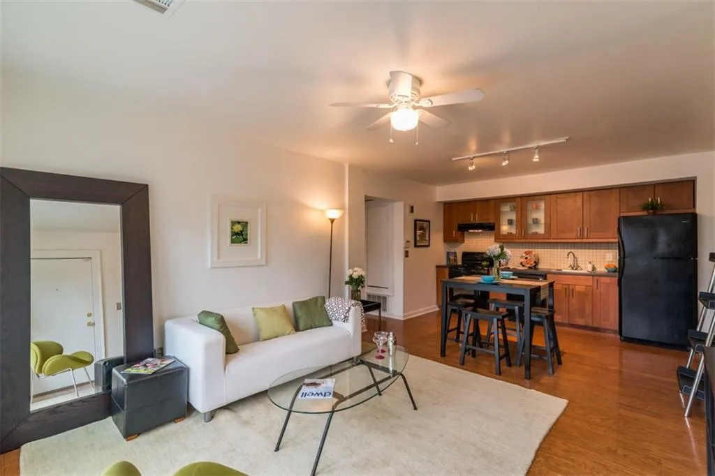 907 Piedmont Avenue Ne Unit 20, Atlanta, Georgia 30309, 1 Bedroom Bedrooms, ,1 BathroomBathrooms,Residential,Sold,907 Piedmont Avenue Ne Unit 20,5795057
