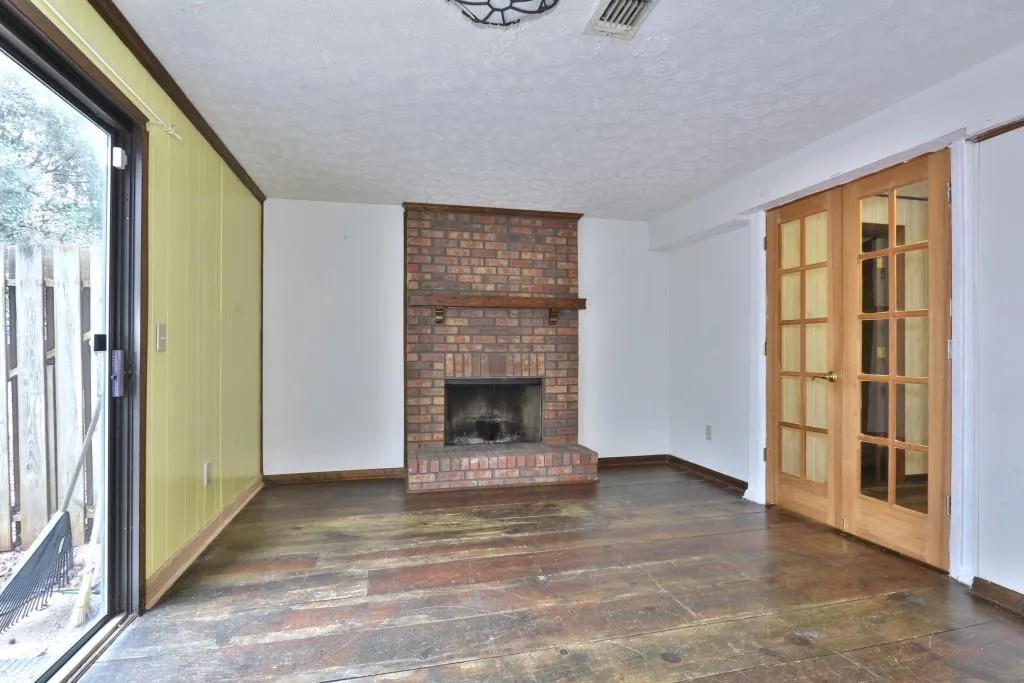 8891 Roberts Drive, Atlanta, Georgia 30350, 3 Bedrooms Bedrooms, ,3 BathroomsBathrooms,Residential,Sold,8891 Roberts Drive,5943577