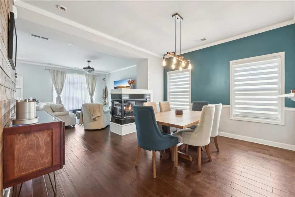 7460 Highland Bluff, Atlanta, Georgia 30328, 3 Bedrooms Bedrooms, ,3 BathroomsBathrooms,Residential,Sold,7460 Highland Bluff,7451074