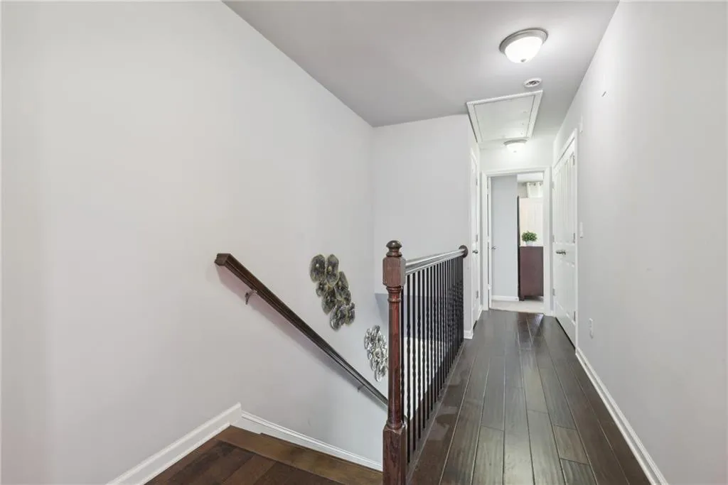 7460 Highland Bluff, Atlanta, Georgia 30328, 3 Bedrooms Bedrooms, ,3 BathroomsBathrooms,Residential,Sold,7460 Highland Bluff,7451074