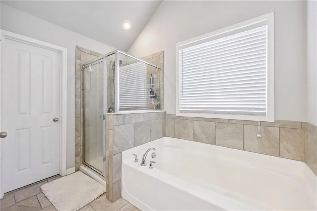 7460 Highland Bluff, Atlanta, Georgia 30328, 3 Bedrooms Bedrooms, ,3 BathroomsBathrooms,Residential,Sold,7460 Highland Bluff,7451074