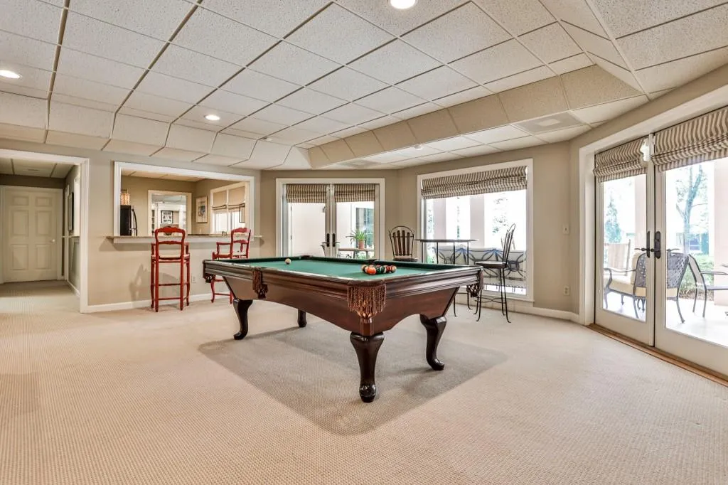 8475 Lazy Oaks Court, Sandy Springs, Georgia 30350, 6 Bedrooms Bedrooms, ,6 BathroomsBathrooms,Residential,Sold,8475 Lazy Oaks Court,6937400