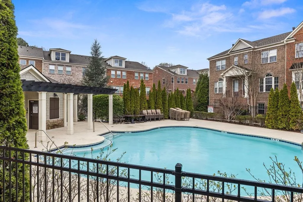 307 Alderwood Lane Unit 307, Sandy Springs, Georgia 30328, 3 Bedrooms Bedrooms, ,3 BathroomsBathrooms,Residential,For Sale,307 Alderwood Lane Unit 307,7735151