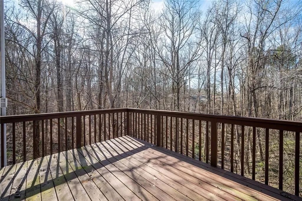 7912 Kiverton Place, Sandy Springs, Georgia 30350, 3 Bedrooms Bedrooms, ,3 BathroomsBathrooms,Residential,Sold,7912 Kiverton Place,7019607