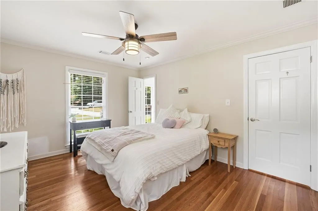 495 Riverside Parkway, Atlanta, Georgia 30328, 5 Bedrooms Bedrooms, ,3 BathroomsBathrooms,Residential,For Sale,495 Riverside Parkway,7756837