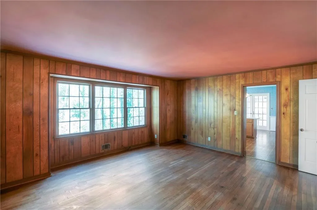 495 Tanacrest Circle Nw, Sandy Springs, Georgia 30328, 4 Bedrooms Bedrooms, ,2 BathroomsBathrooms,Residential,Sold,495 Tanacrest Circle Nw,5959583