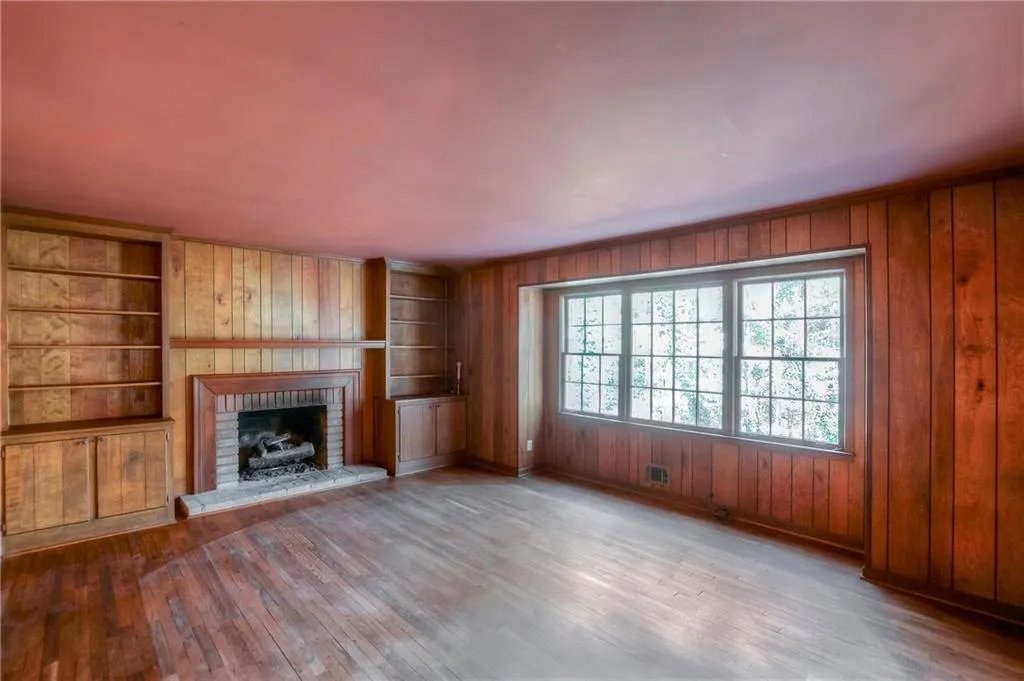 495 Tanacrest Circle Nw, Sandy Springs, Georgia 30328, 4 Bedrooms Bedrooms, ,2 BathroomsBathrooms,Residential,Sold,495 Tanacrest Circle Nw,5959583