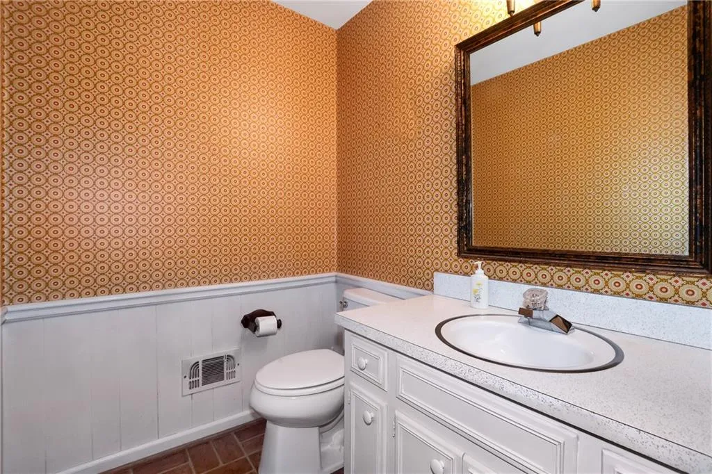 495 Tanacrest Circle Nw, Sandy Springs, Georgia 30328, 4 Bedrooms Bedrooms, ,2 BathroomsBathrooms,Residential,Sold,495 Tanacrest Circle Nw,5959583