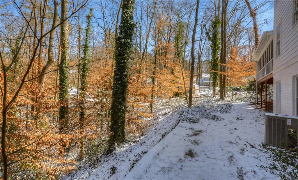 495 Tanacrest Circle Nw, Sandy Springs, Georgia 30328, 4 Bedrooms Bedrooms, ,2 BathroomsBathrooms,Residential,Sold,495 Tanacrest Circle Nw,5959583