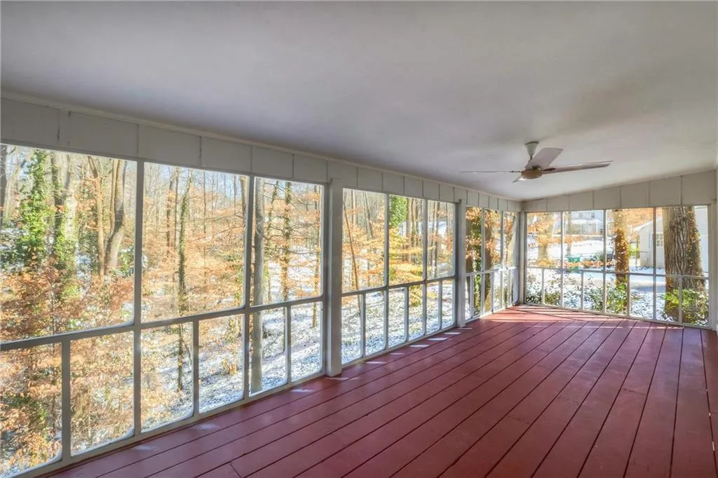 495 Tanacrest Circle Nw, Sandy Springs, Georgia 30328, 4 Bedrooms Bedrooms, ,2 BathroomsBathrooms,Residential,Sold,495 Tanacrest Circle Nw,5959583