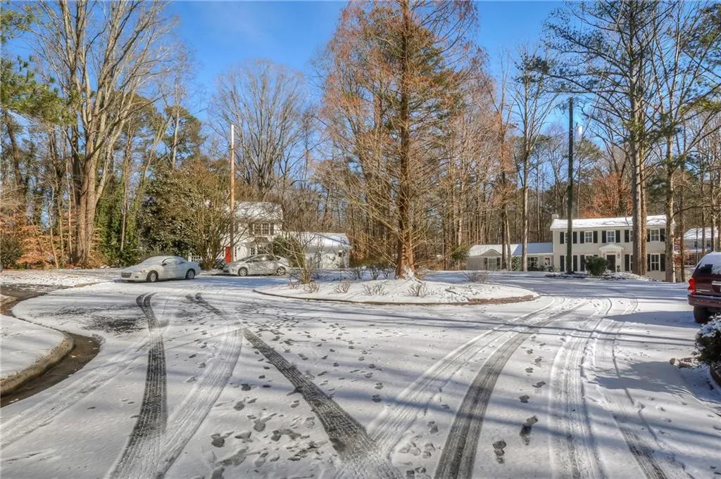 495 Tanacrest Circle Nw, Sandy Springs, Georgia 30328, 4 Bedrooms Bedrooms, ,2 BathroomsBathrooms,Residential,Sold,495 Tanacrest Circle Nw,5959583