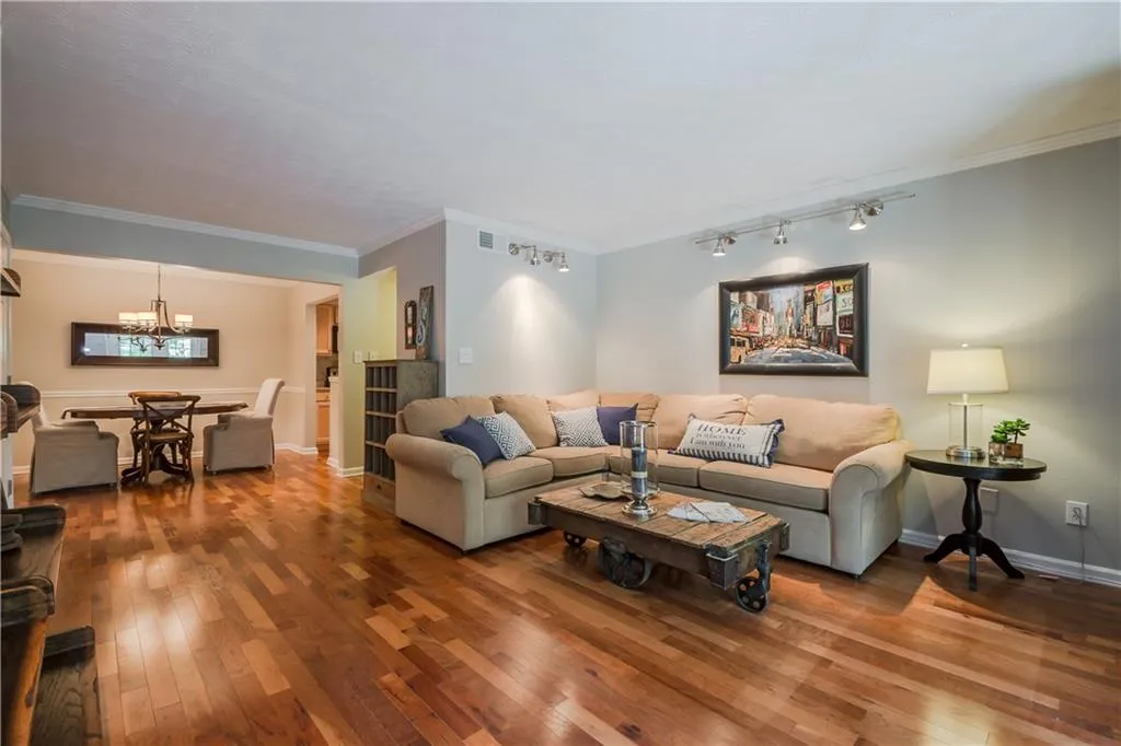 3478 Essex Avenue Unit 3478, Atlanta, Georgia 30339, 2 Bedrooms Bedrooms, ,2 BathroomsBathrooms,Residential,Sold,3478 Essex Avenue Unit 3478,5727227